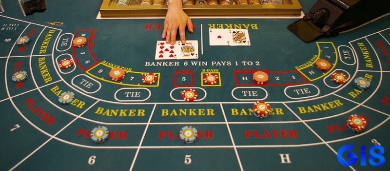 Bàn Baccarat ít bộ bài và hoa hồng thấp mang lại lợi thế cho người chơi theo mẹo chọn bàn chơi tại casino offline từ chuyên gia.