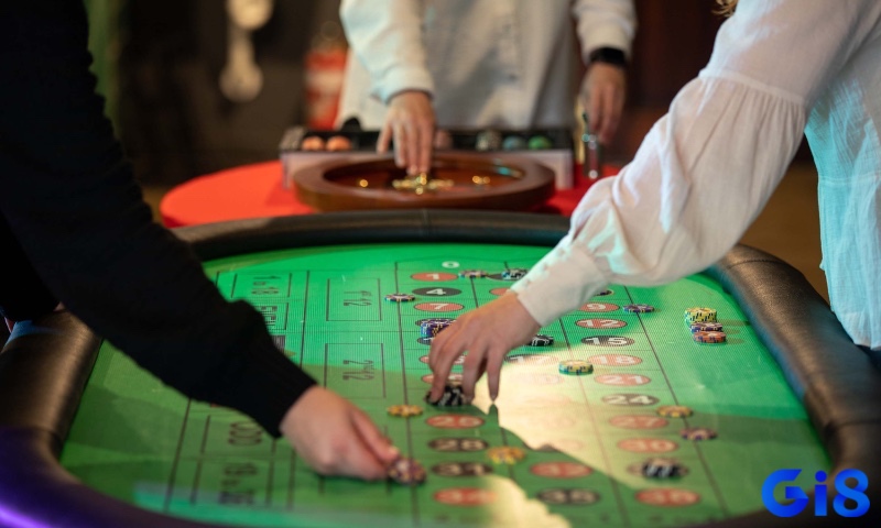 Theo mẹo chọn bàn chơi tại casino offline, các bàn ở lối vào thường không phải lựa chọn tốt nhất.