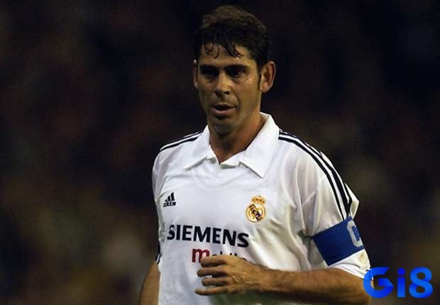 Fernando Hierro là một thủ lĩnh thực sự và xứng đáng lọt vào top trung vệ hay nhất Laliga