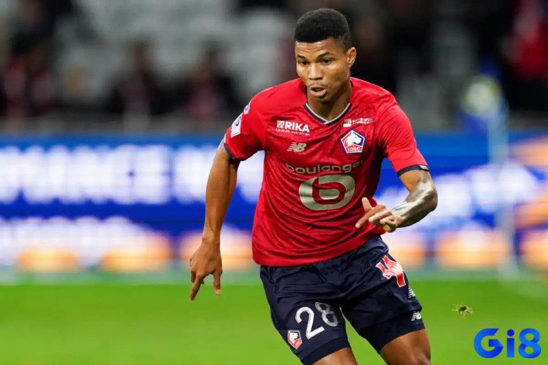 Reinildo Mandava phòng ngự kiên cường trụ cột Lille vô địch Ligue 1