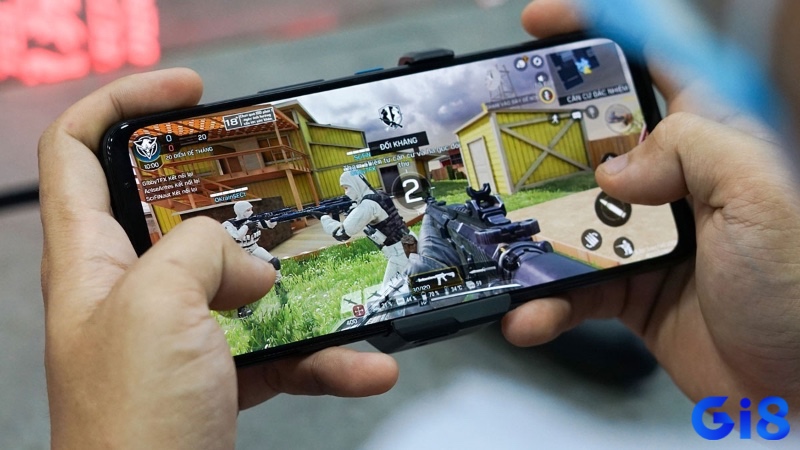 Người chơi Android tương tác trong game online nhờ cộng đồng và tính năng xã hội phong phú