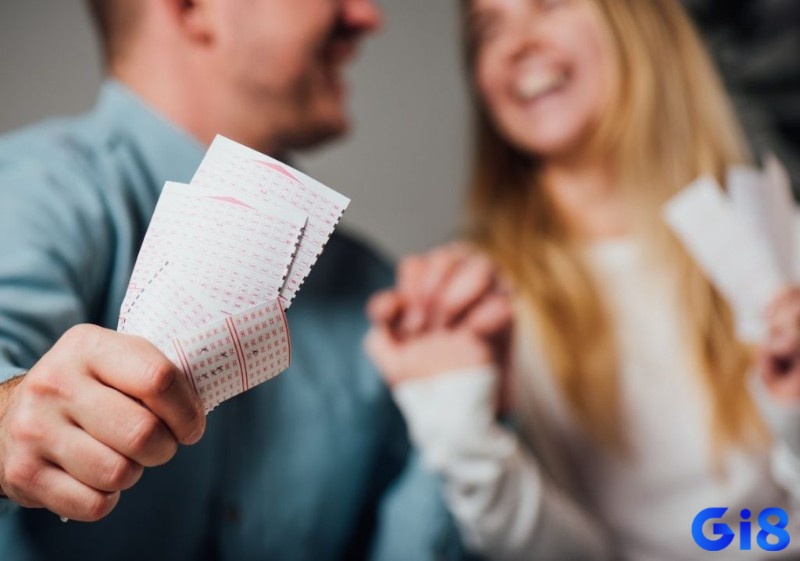 Nằm mơ thấy trúng vé số báo hiệu tiền bạc đầy đủ, cuộc sống thuận lợi