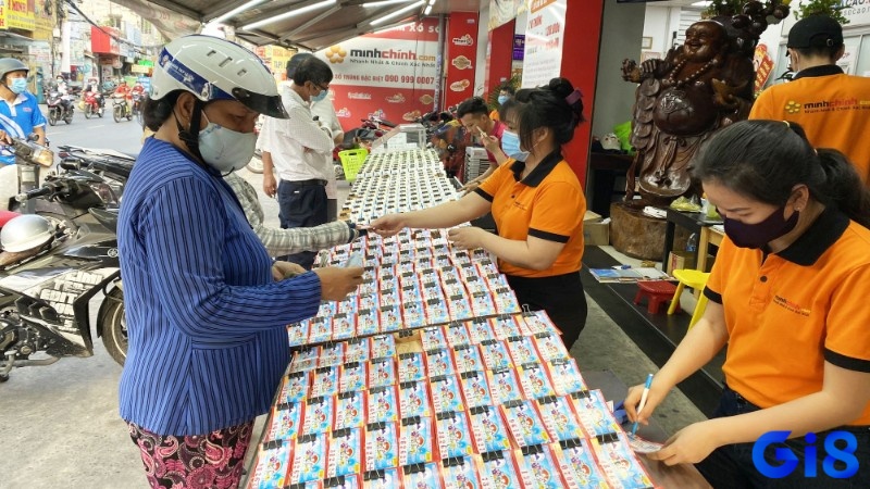 Mơ đi mua vé số ám chỉ bạn cần mãnh mẽ và quyết đoán hơn