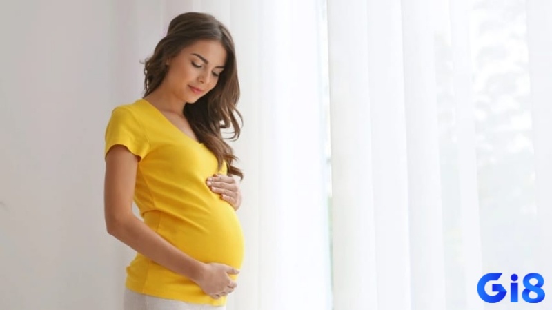 giải mã giấc mơ thấy người quen có bầu nếu là bạn thân thì nên rõ ràng tiền bạc