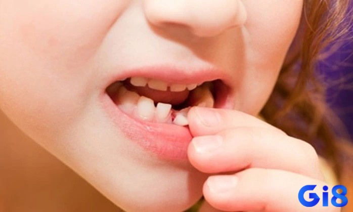 Giải mã giấc mơ thấy mình tự nhổ răng: nhổ 1 cái răng là điềm cho thấy bạn đang đứng trước một quyết định lớn